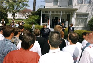 Image description is not available for 1992.042